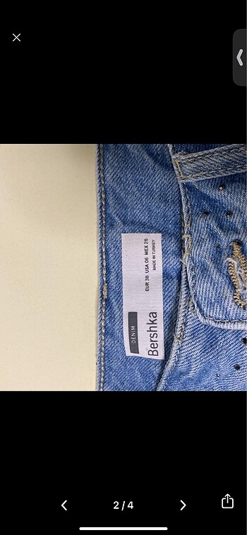 Bershka Bershka taşlı şort