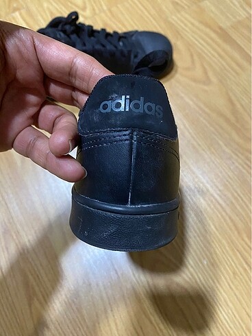 Orijinal Adidas