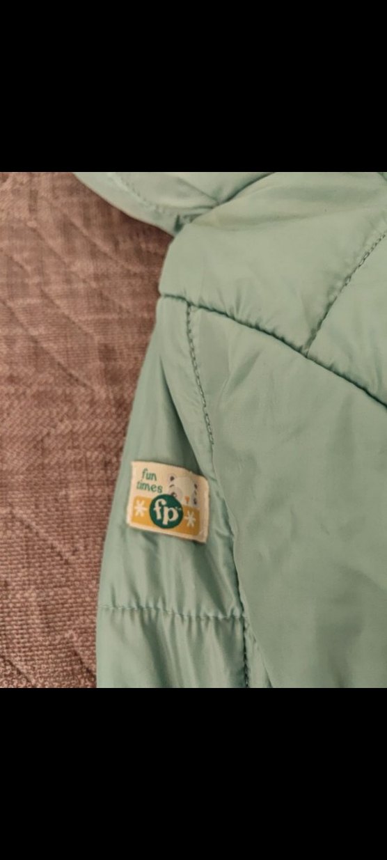 Çocuk Kapüşonlu Peluş Detaylı Mont - Görsel 5