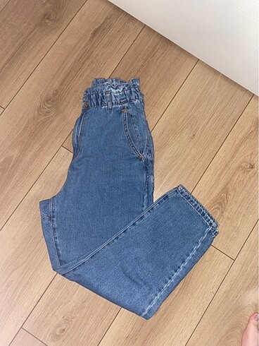 38 Beden mavi Renk Zara mom jean