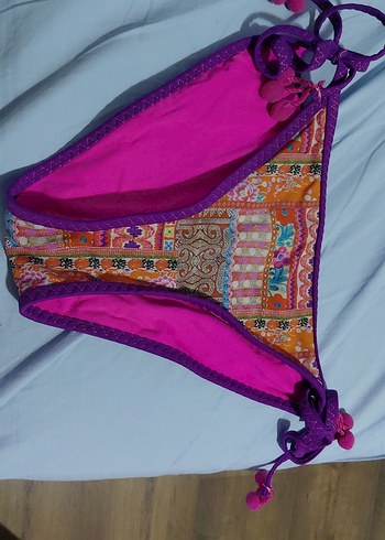 Renkli Nakışlı pomponlu Bohem Bikini Altı