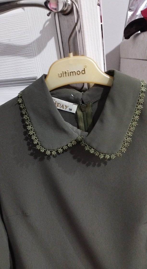 Düğmeli, Yakalı Uzun Kollu Haki gömlek - Görsel 3