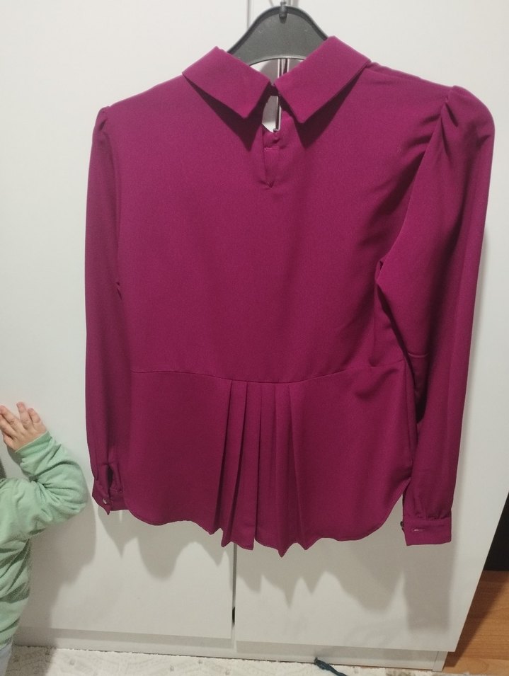 Mor Yakalı Fırfırlı Kadın Gömlek - Görsel 2