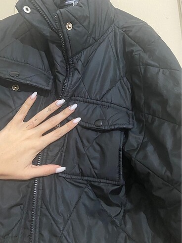 s Beden Crop şişme ceket