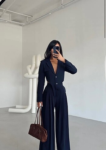 Diğer Asimetrik Kesim Blazer Ceket