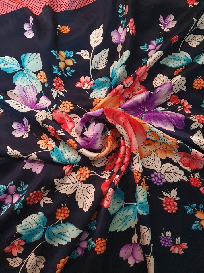 Çiçek Desenli Çok Renkli Bohem Kadın Fuları - Görsel 2