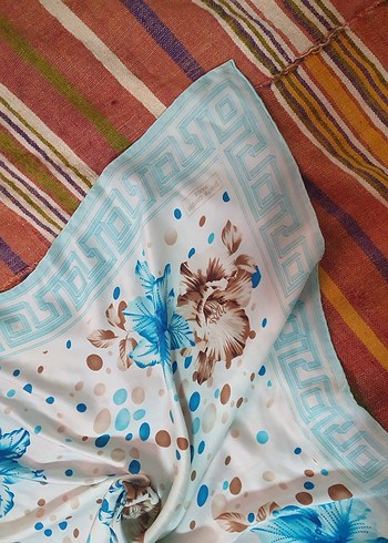 Çiçek Desenli Bohem Kadın Fuları - Görsel 4