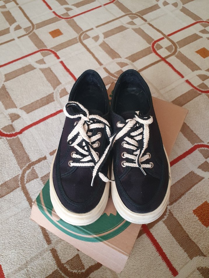 Siyah Şeritli Bağcıklı Kadın Sneakers - Görsel 2