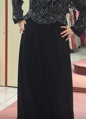 Wella Uzeri taşli çan Elbise