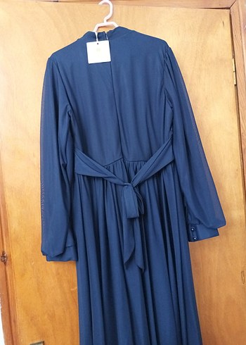 Hiç giyilmemiş etiketi üzerinde Uzun Kollu lacivert pileli Abiye - Görsel 9