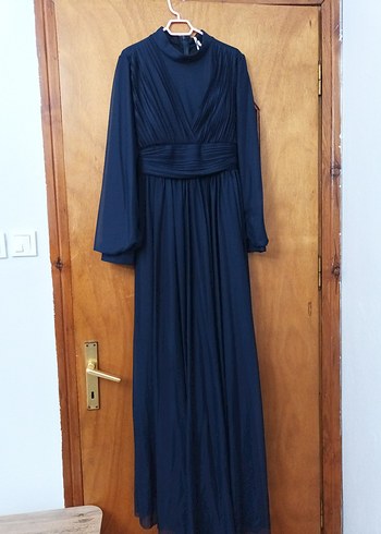 Hiç giyilmemiş etiketi üzerinde Uzun Kollu lacivert pileli Abiye - Görsel 5