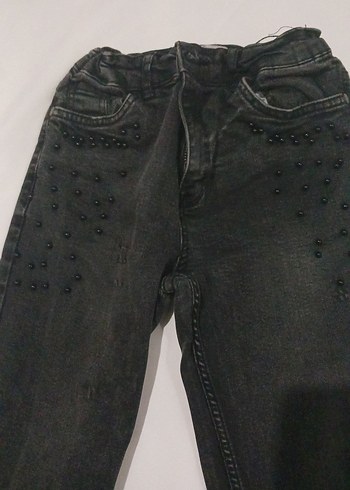 Kız Çocuk Siyah Düğmeli Dar Paça Kot Pantolon - Görsel 3