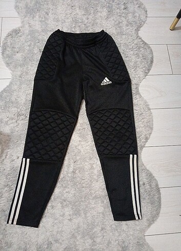 Orijinal adidas