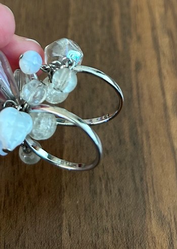 Beyaz Cam Boncuklu Çiçek Desenli Kadın Yüzük - Görsel 7