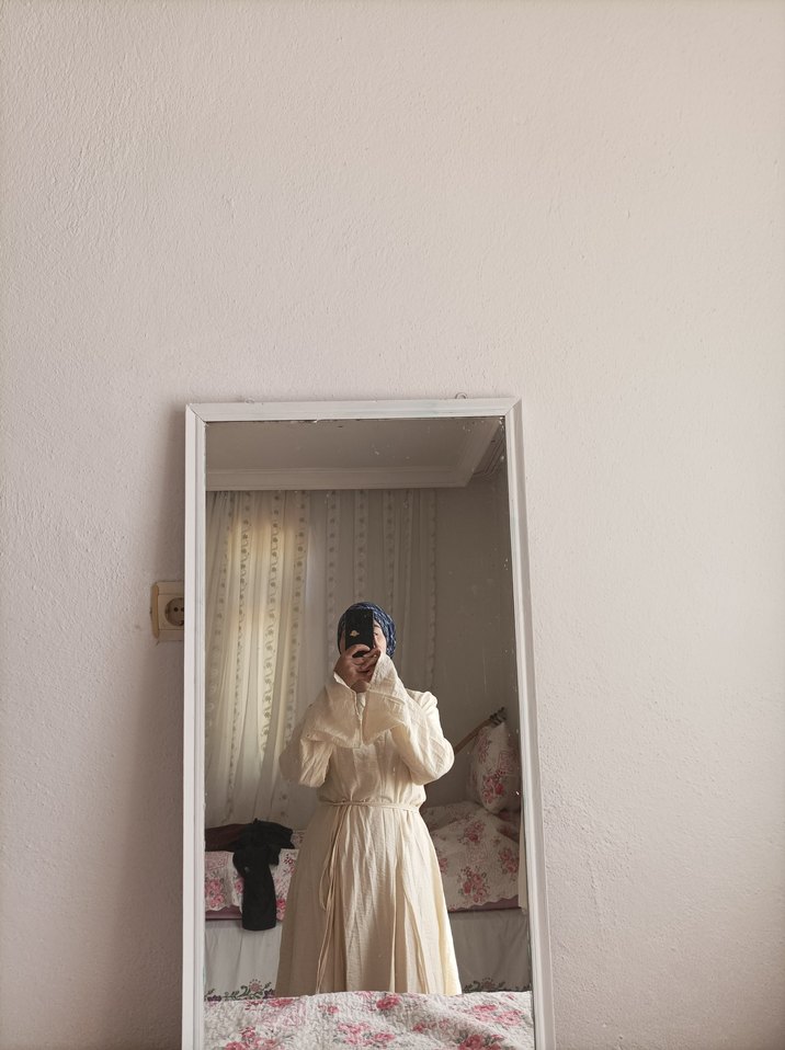 Uzun Kollu Beyaz Bohem Parçalı Elbise - Görsel 2