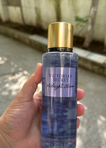 Victoria's Secret Midnight Bloom Kadın Parfümü 250ml