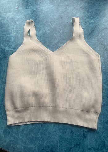 Beyaz V Yakalı Fit Atlet - Görsel 2