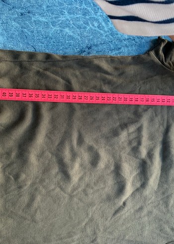 Kadın Haki Crop Top, Kısa Kollu, Dar Kesim - Görsel 2