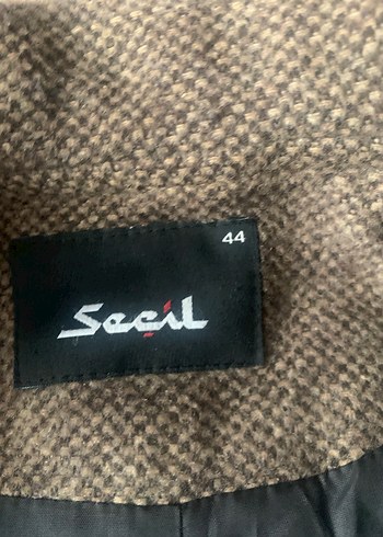 Düğmeli kahverengi kadın kaban - Görsel 12