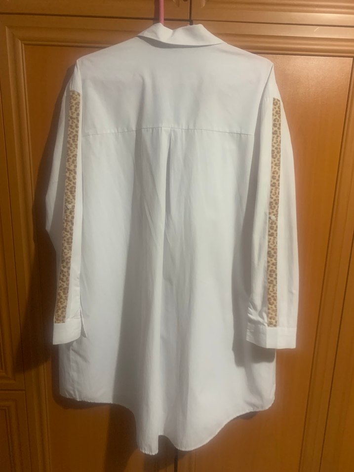 Kadın Beyaz Uzun Kollu Yılan Desenli Gömlek - Görsel 4