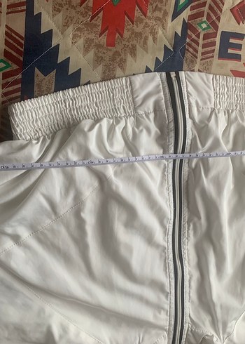 Bershka Beyaz Yüksek Yaka Kısa Kadın Ceket yağmurluk - Görsel 6