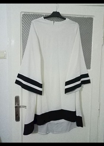 Uzun Kollu Beyaz Salaş Tunik - Görsel 3