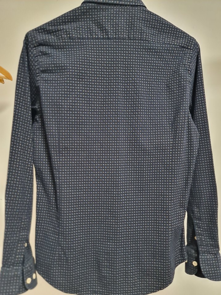 Düğmeli Uzun Kollu Erkek Gömlek - Görsel 3