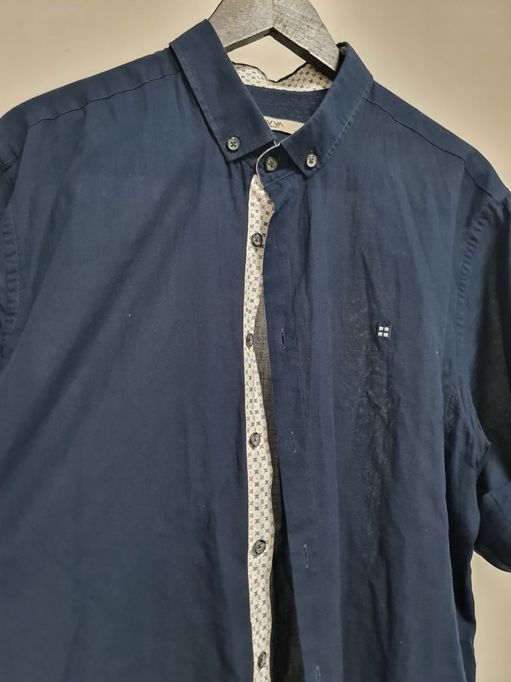 AVVA Erkek Lacivert Müslin Kumaştan Düğmeli Uzun Kollu Gömlek - Görsel 2