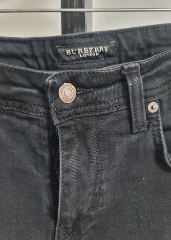 31 Beden BURBERRY Erkek Fit Denim Pantolon