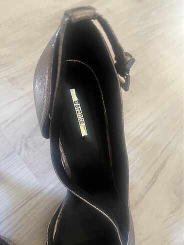 Bershka Stiletto ayakkabı