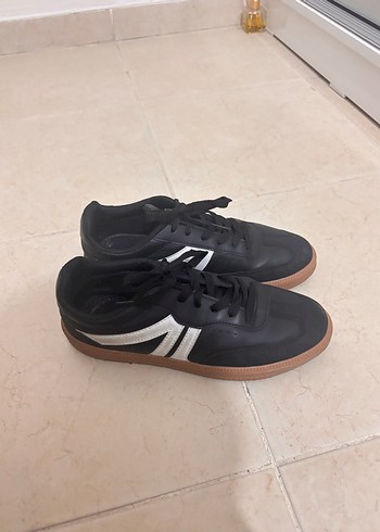 Diğer Siyah Beyaz Retro Spor Ayakkabi