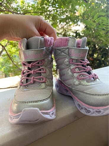 Skechers Tertemiz ışıklı 25 numara