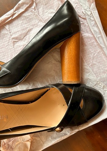 Tokalı Siyah Yüksek Topuklu Stiletto - Görsel 4