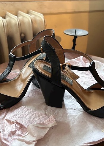 Klasik Siyah Tokalı Topuklu Kadın Ayakkabı - Görsel 5