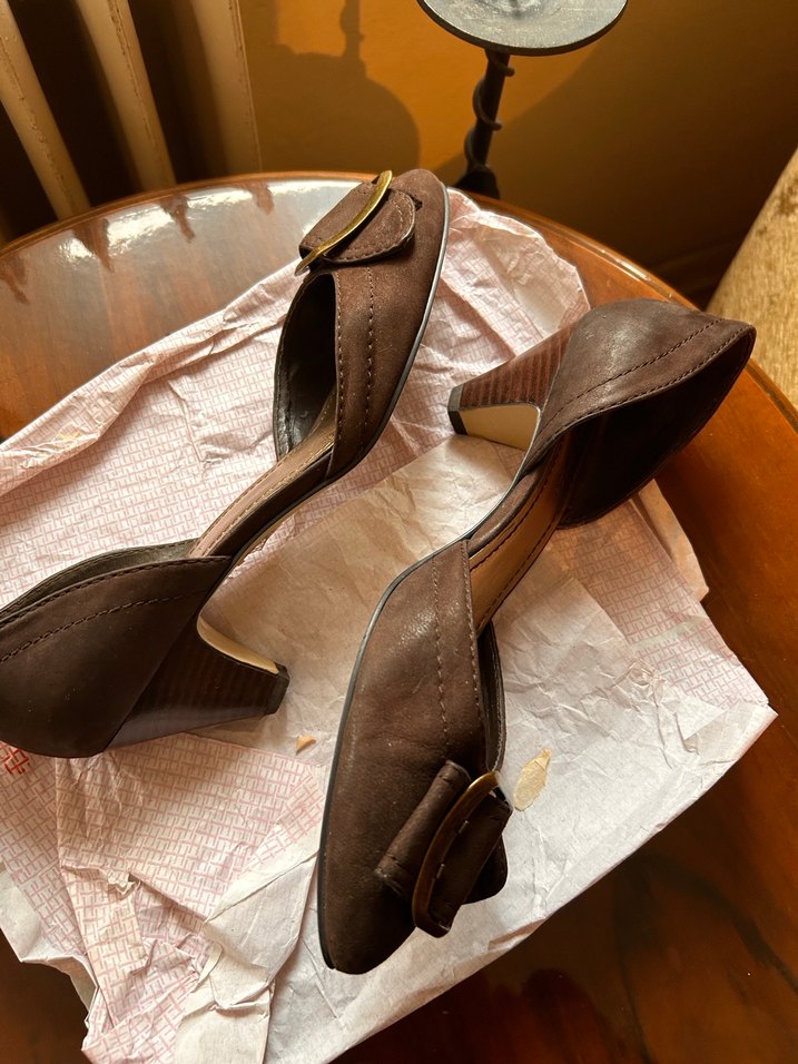 Kahverengi Süet Tokalı Yüksek Topuklu Kadın Ayakkabı - Görsel 2