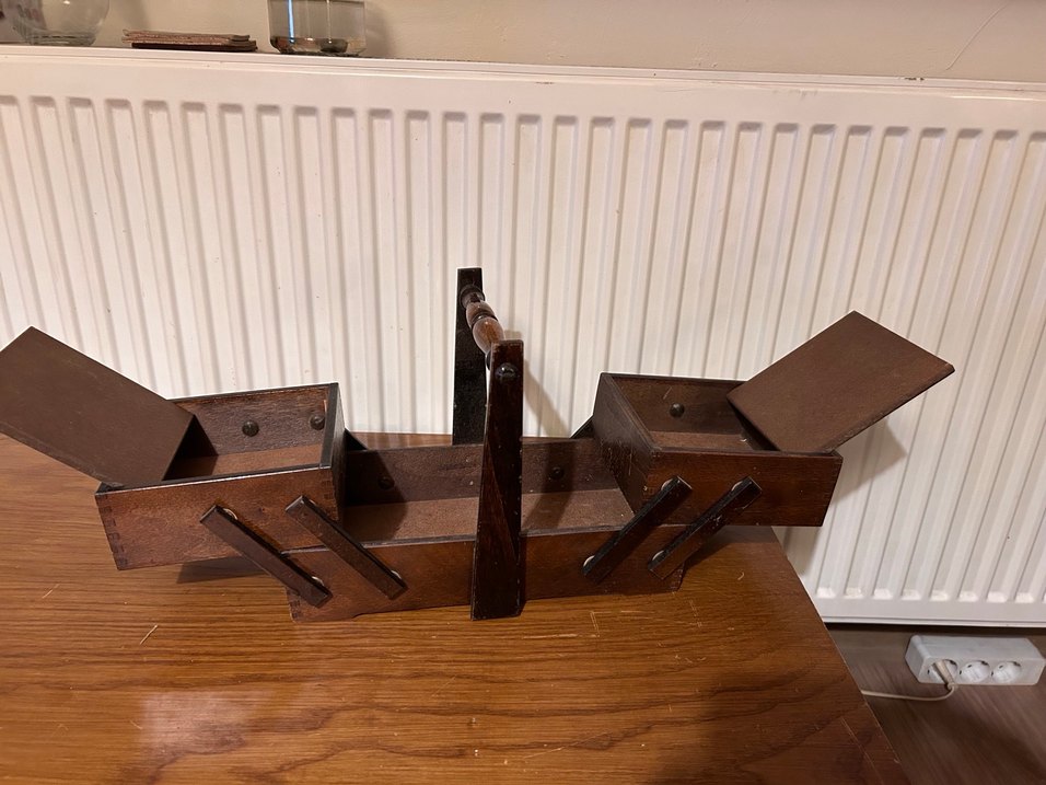 Vintage Koyu Kahverengi Ahşap Dikiş kutusu - Görsel 3