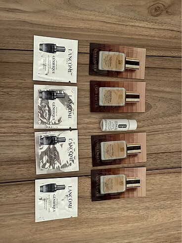 Lancome Lancome Estee Lauder fondöten