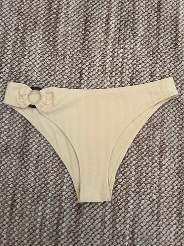 H&M ladies açık sarı cheeky bikini altı