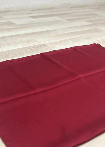 Bordo Saten Kadın Şal - Görsel 2