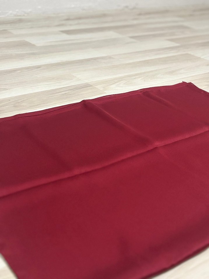 Bordo Saten Kadın Şal - Görsel 2