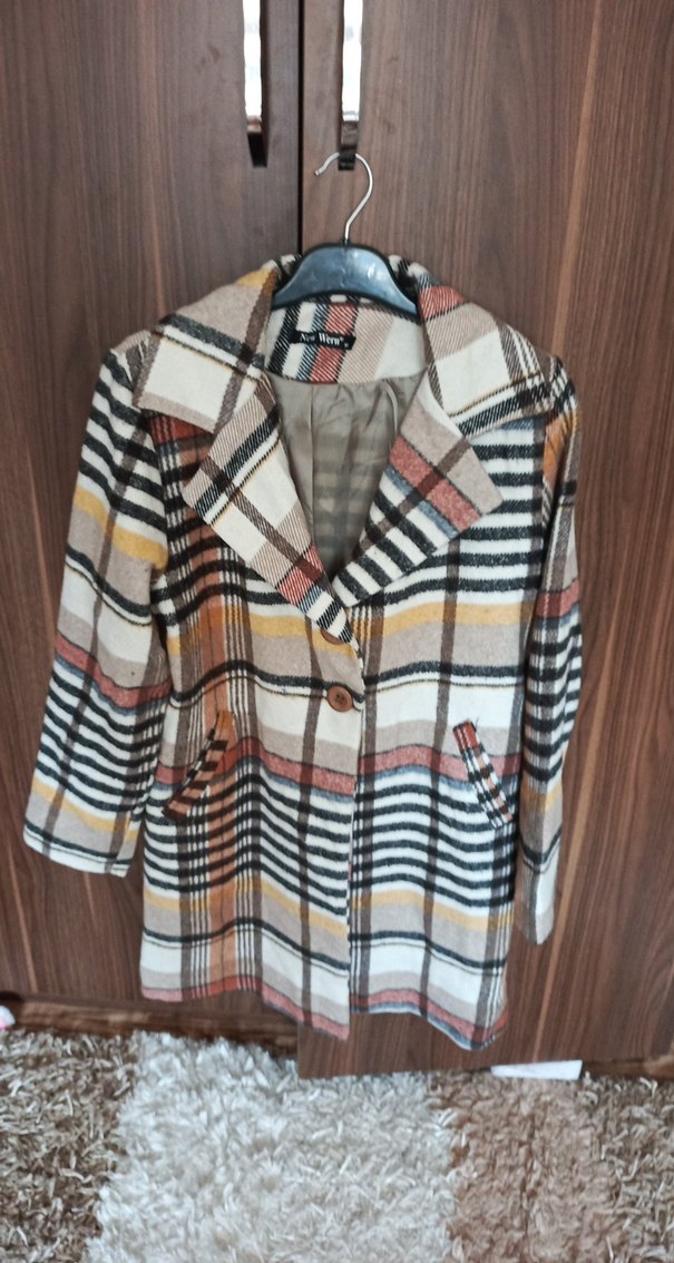 Düğmeli Uzun Kadın Kaban - Ekose Desenli - Görsel 2