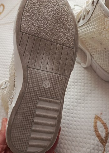 Beyaz Dolgu Topuklu Bağcıklı Kadın Spor Ayakkabı - Görsel 4