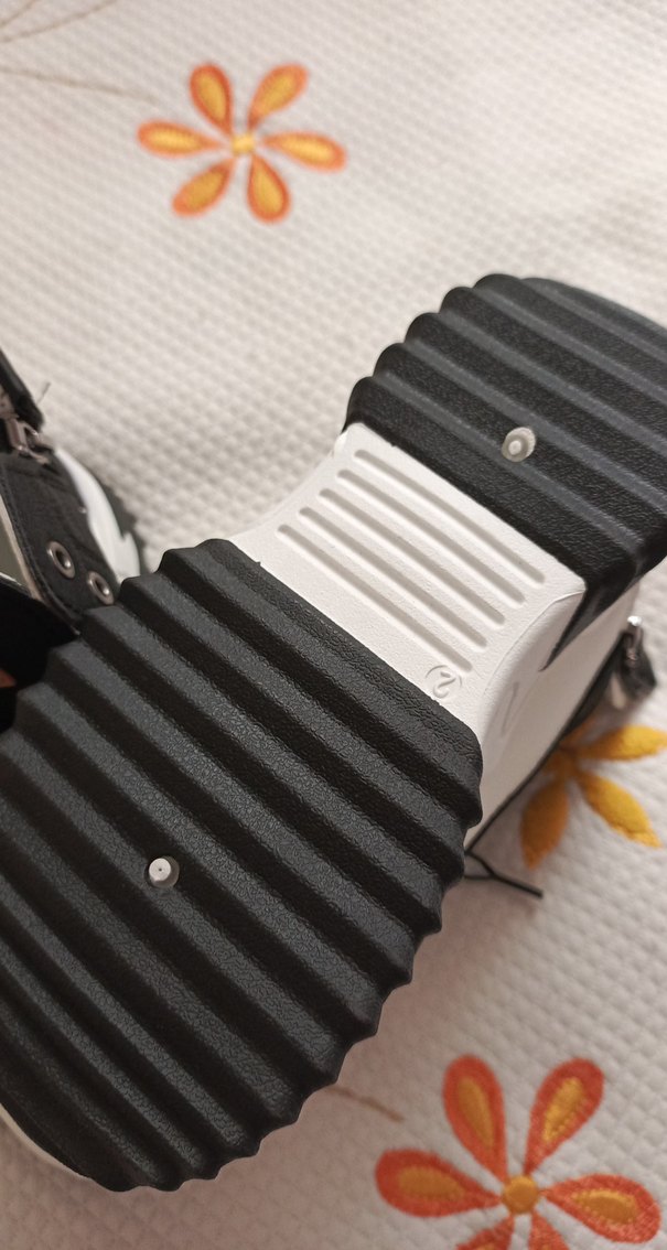 Bağcıklı Kadın Beyaz Siyah Spor Ayakkabı - Görsel 3