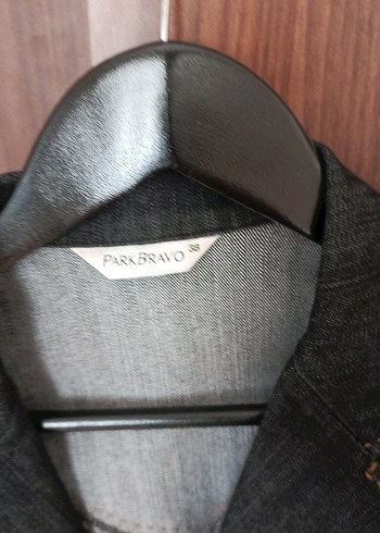 Düğmeli Kadın Koyu Kahverengi Kot Ceket - Görsel 3