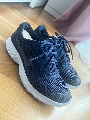 Nike lacivert spor ayakkabı