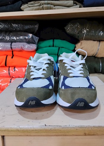 New Balance spor ayakkabı - Görsel 3