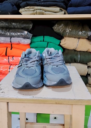 Gri New Balance Spor Ayakkabı - Görsel 3