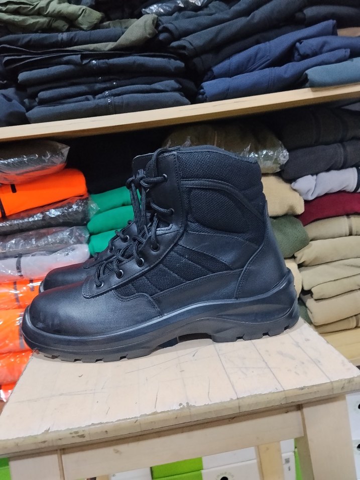 Erkek Siyah  Bot - Görsel 2