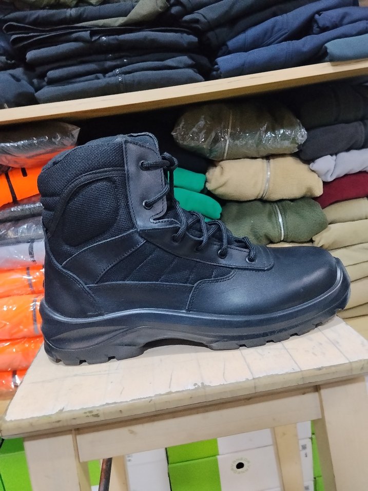 Erkek Siyah  Bot - Görsel 3