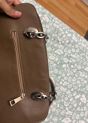 Zincir Detaylı Kahverengi Deri Kadın Çanta - Görsel 3